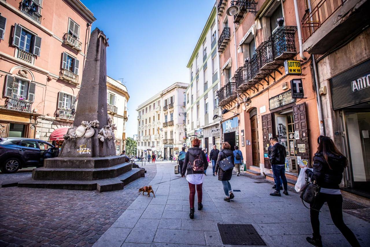 كالياري Piazza Martiri Apartment المظهر الخارجي الصورة