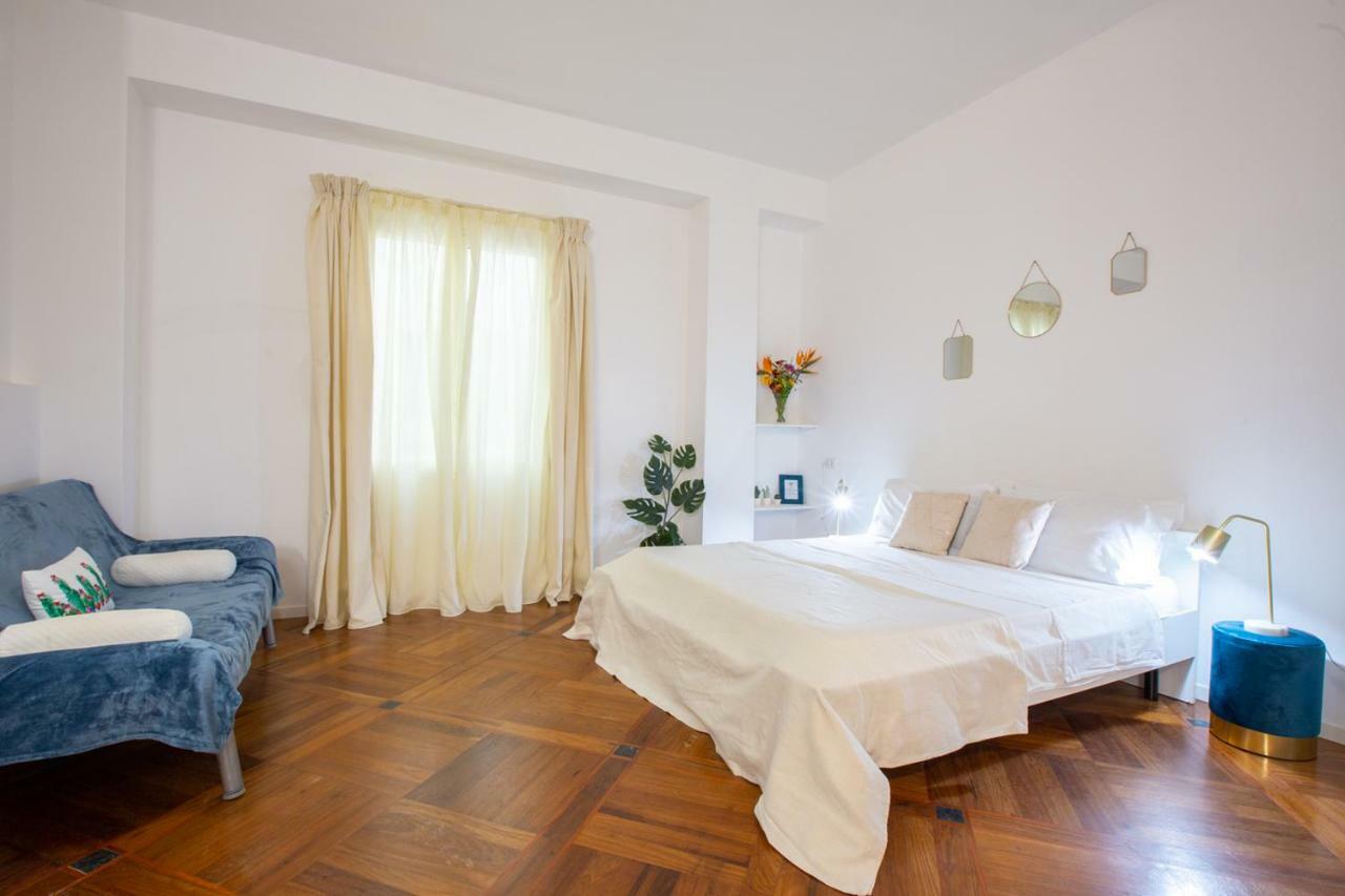 كالياري Piazza Martiri Apartment المظهر الخارجي الصورة