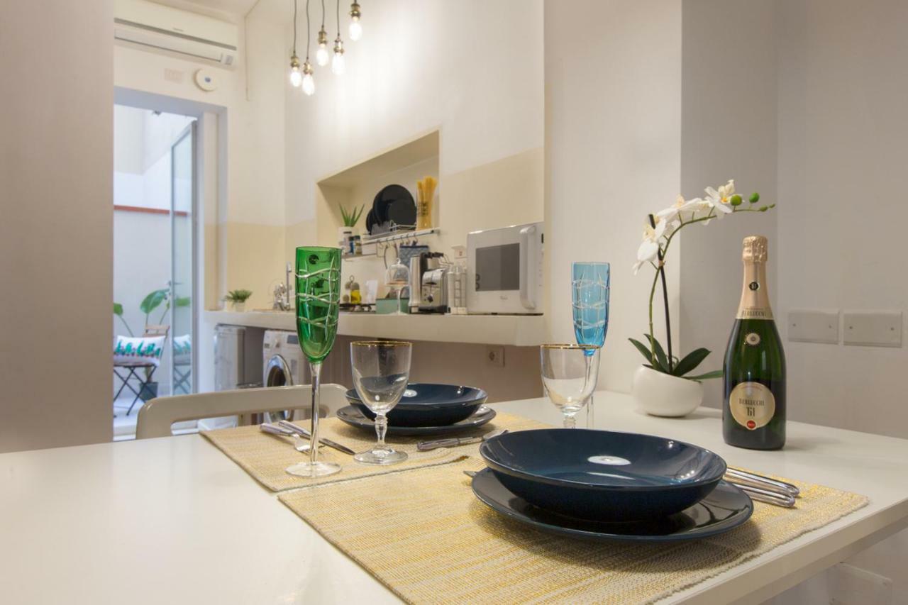 كالياري Piazza Martiri Apartment المظهر الخارجي الصورة